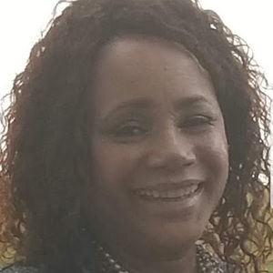 Meet your Posher, Annie